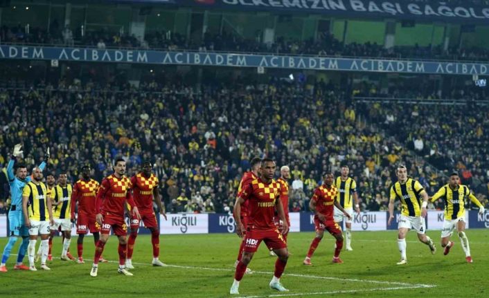 Göztepe, skoru korumakta zorlanıyor