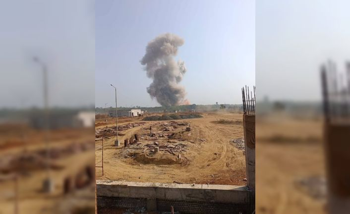 Hindistan’da mühimmat fabrikasında patlama: 8 ölü