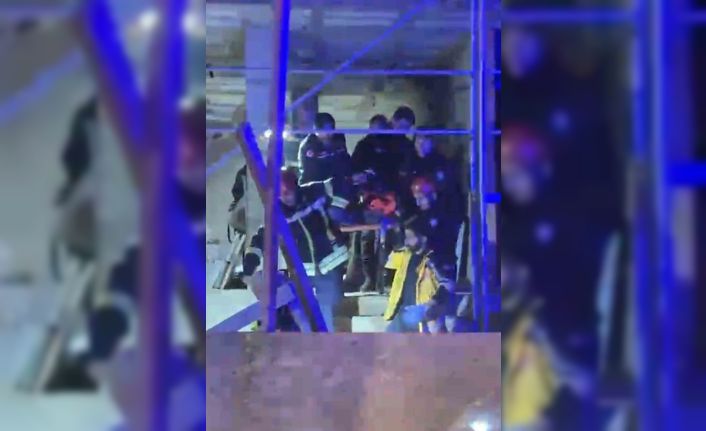 İnşaat halindeki binanın asansör boşluğuna düşen çocuk yaralandı