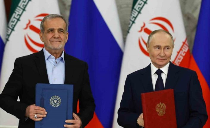 İran ve Rusya’dan 47 maddelik ’Kapsamlı Stratejik İş birliği Anlaşması’