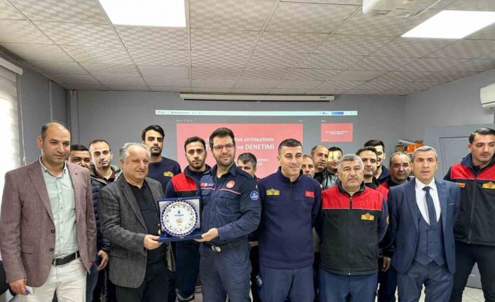 İtfaiye personeline baca yangınları eğitimi verildi