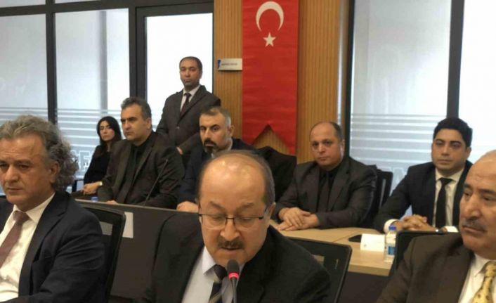 Kazaların meydana geldiği 4 şeritli yol refüjle ortadan bölünecek