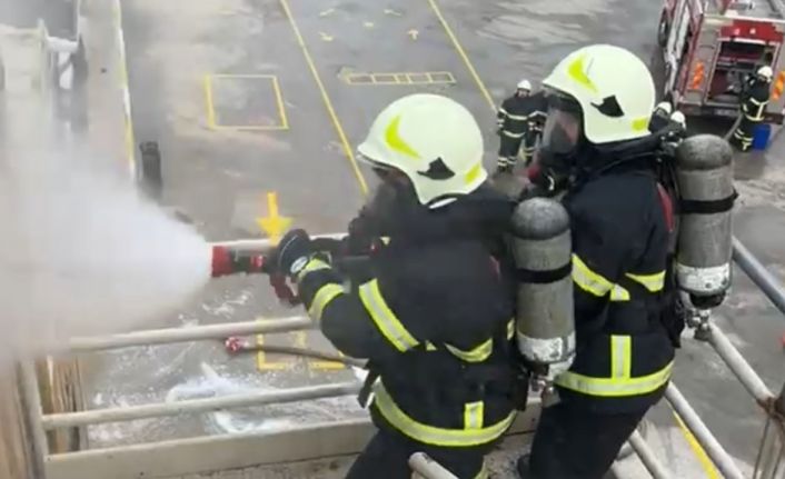 Kocaeli Büyükşehir İtfaiyesi’nden AKUT’a eğitim