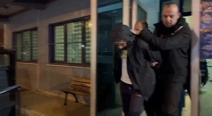 Konya’da 50 yıl 7 ay hapis cezasıyla aranan zanlı polis ekiplerince yakalandı