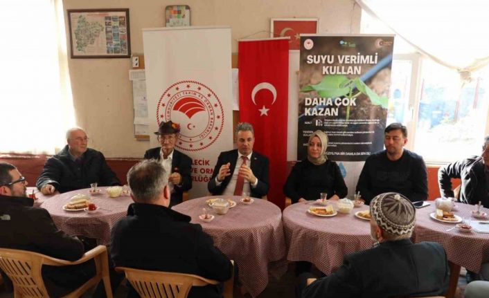 Köy köy gezerek, tarımsal üretimin plânlanması ve yeni destekleme modeli anlatılıyor