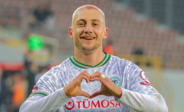 Kramer, pembe saçıyla yükselişe geçti