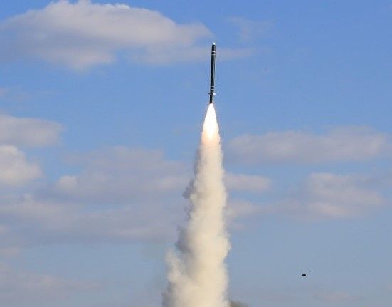 Kuzey Kore, ABD’de Trump’ın göreve başlamasından sonraki ilk füze denemesini gerçekleştirdi