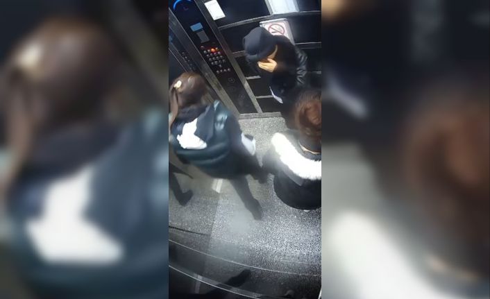 Lüks siteye giren 3 kadın, 100 bin TL değerinde vurgun yaptı