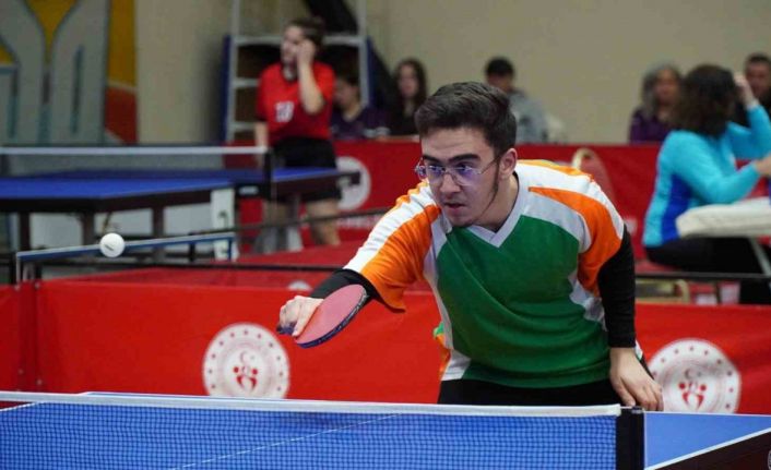 Manisa’da 10 ilden 80 sporcu Türkiye Şampiyonasına katılmak için yarıştı