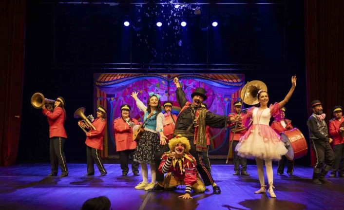 Mersin Büyükşehir Belediyesi, geçen yıl 7’den 70’e herkesi kültür ve sanata doyurdu