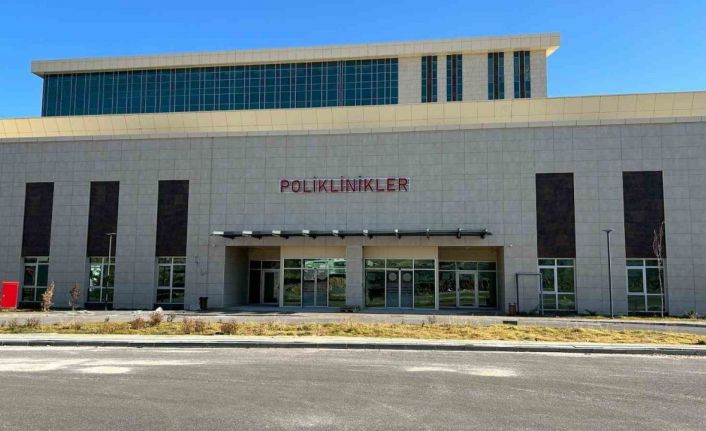 Niğde Eğitim ve Araştırma Hastanesi ek binası ile sağlık hizmetlerinin kalitesi artacak