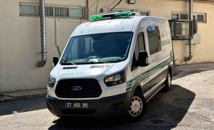 Otomobille çarpışan motosikletli genç, 11 günlük yaşam savaşını kaybetti