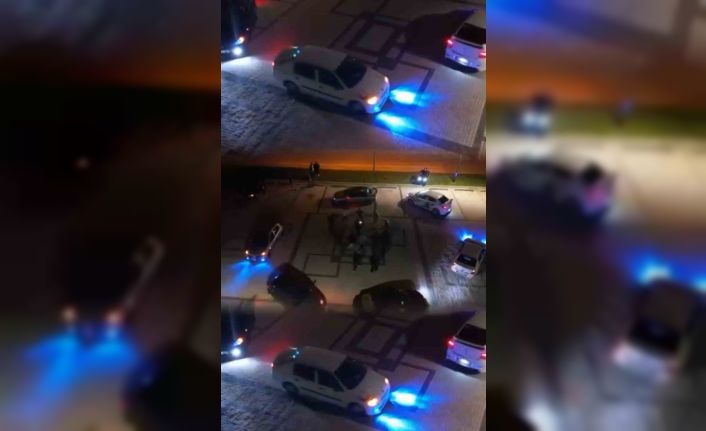 Otomobilleriyle ‘kutu kutu pense’ oynadılar