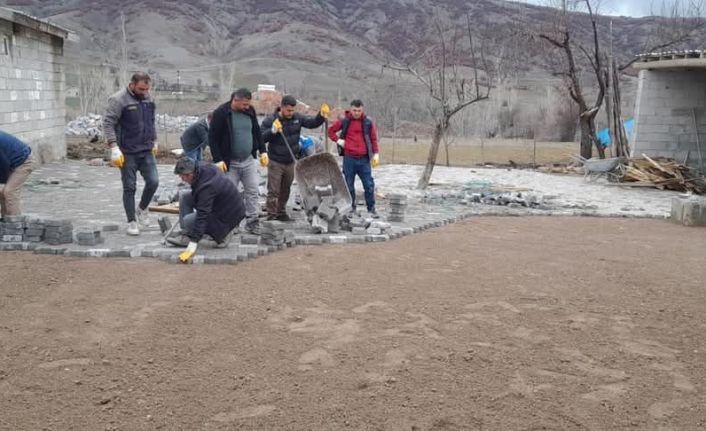 Özükavak’ta Su ve Altyapı Çalışmaları Başladı