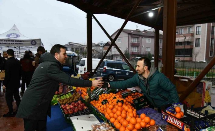 Pazarcı esnafına çorba ikramı