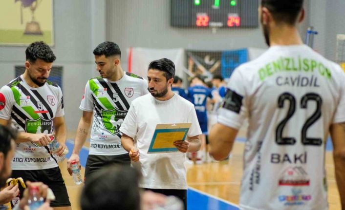 Play-off’ları garantileyen Denizlispor Cavidil, taraflarıyla birlikte rahat kazandı