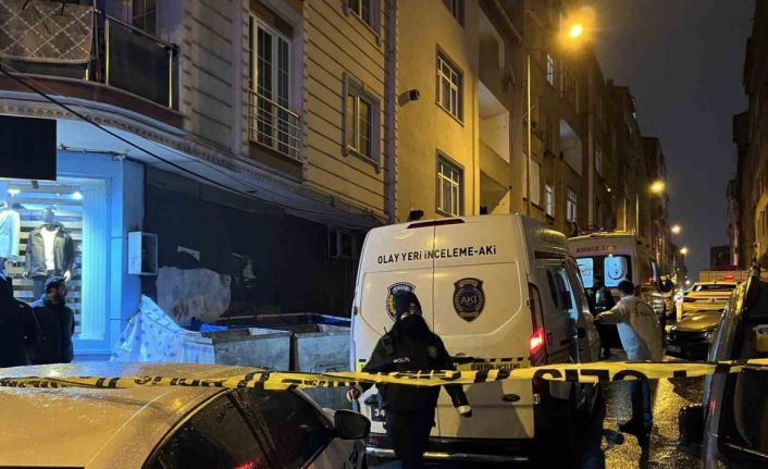 Polisi görünce camdan atlayan genç demir korkuluğun üzerine düşerek öldü