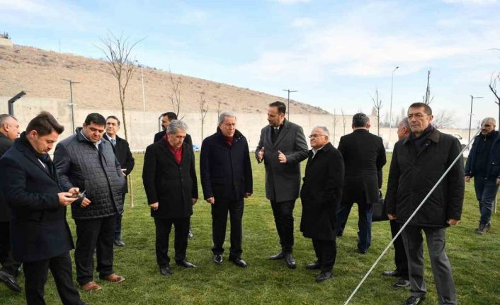 Protokolden Kayseri Yeşilay Uyuşturucuyla Mücadele Rehabilitasyon Merkezi’ni ziyaret etti