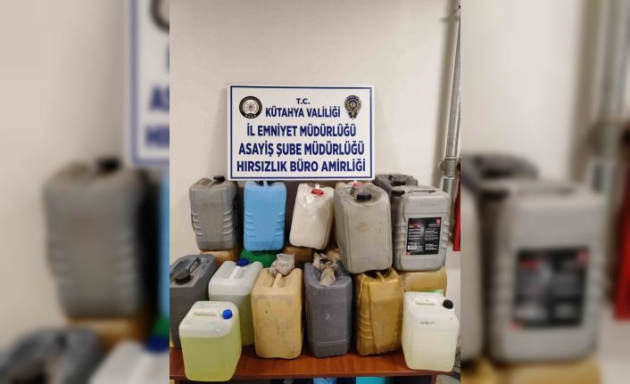 Resmi araçlardan akaryakıt çalıp satan kamu personeli yakalandı