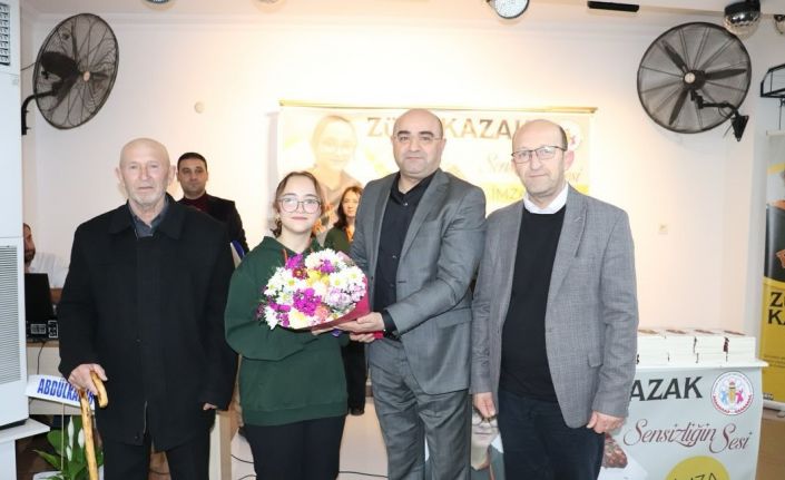 Ressam Abdullah Taktak Ortaokulu öğrencisi Zülal Kazak’ın "Sensizliğin Sesi" kitabı büyük ilgi gördü