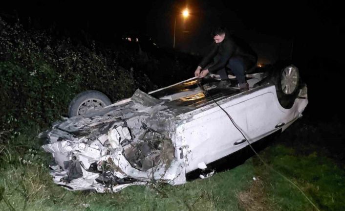 Samsun’da kontrolden çıkan otomobil takla attı: 3 yaralı