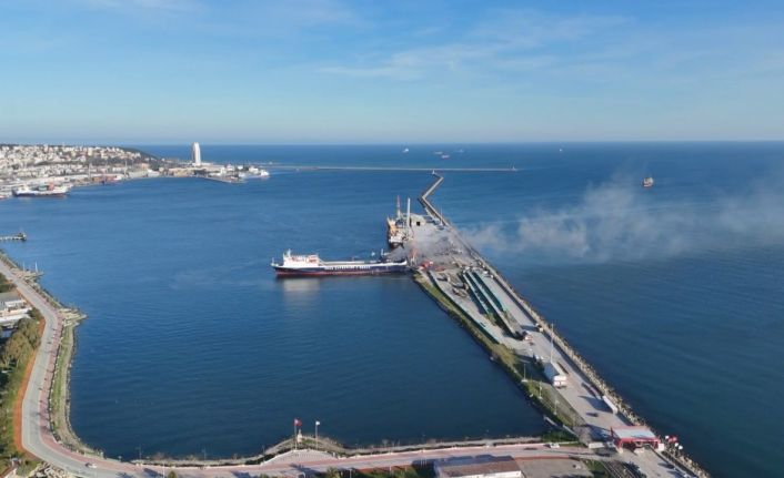 Samsun’daki gemi yangını