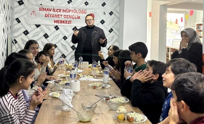 Simav’da ortaokul öğrencilerine yönelik “Gençliğe Değer Ara Dönem Kampı” başladı