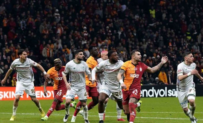 Trendyol Süper Lig: Galatasaray: 1 - Konyaspor: 0 (Maç sonucu)