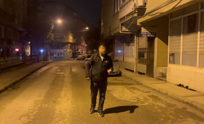 Uygulama noktasını görünce park etti: Alkollü sürücünün ilginç diyalogları kamerada