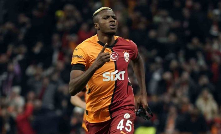 Victor Osimhen, ligdeki 12. golünü attı