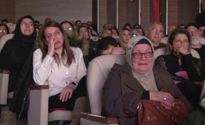 "04.17 Belgesel Film" galasında duygu dolu anlar yaşandı