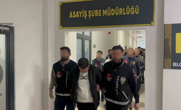 1 kişinin öldüğü, 2 kişinin yaralandığı silahlı kavgada 2 tutuklama