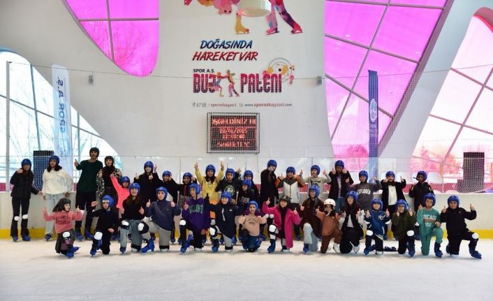 2 bin 500 öğrenci, büyükşehirin karne hediyesi ile tatili eğlenceli geçirdi