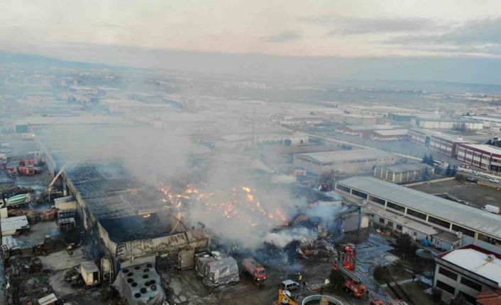 2 gün yanan fabrikanın bulunduğu OSB’de itfaiye teşkilatı olmadığı ortaya çıktı
