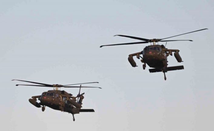 ABD’de yolcu uçağıyla çarpışan askeri helikopterin kara kutusu bulundu