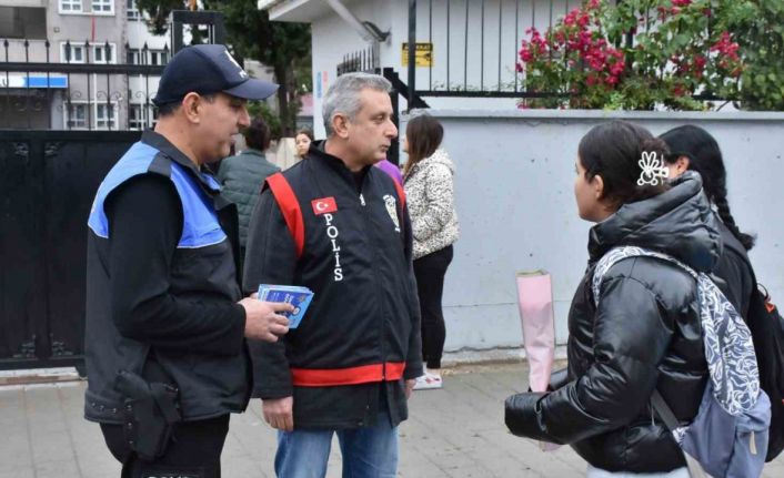 Adana’da sokaklarda çocukların ve gençlerin korunmasına yönelik denetim yapıldı