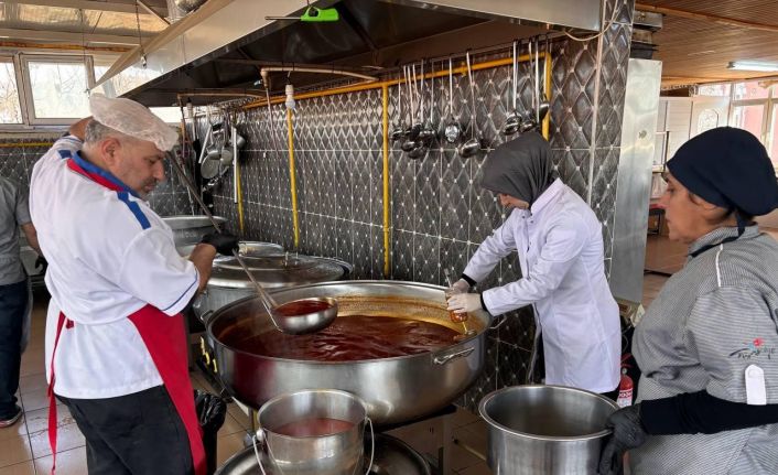 Adıyaman Belediyesi Ramazan ayında 50 bin kişiye iftar yemeği verecek