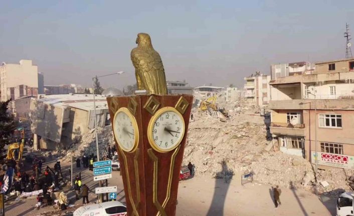 Adıyaman saat kulesi 2 yıldır 04.17’yi gösteriyor