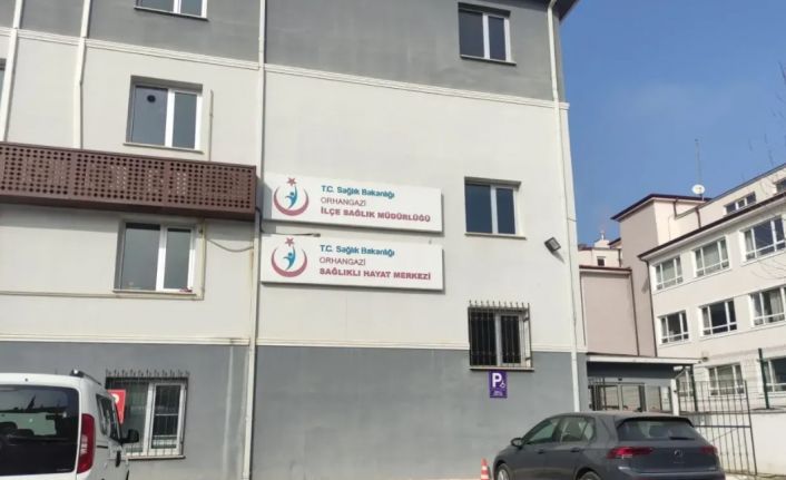 Aile hekimi, memurla yumruk yumruğa kavga etti