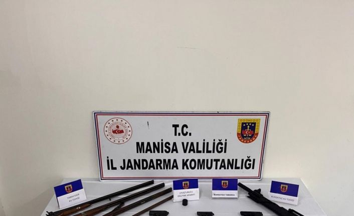 Akhisar’da silah kaçakçılığı operasyonu