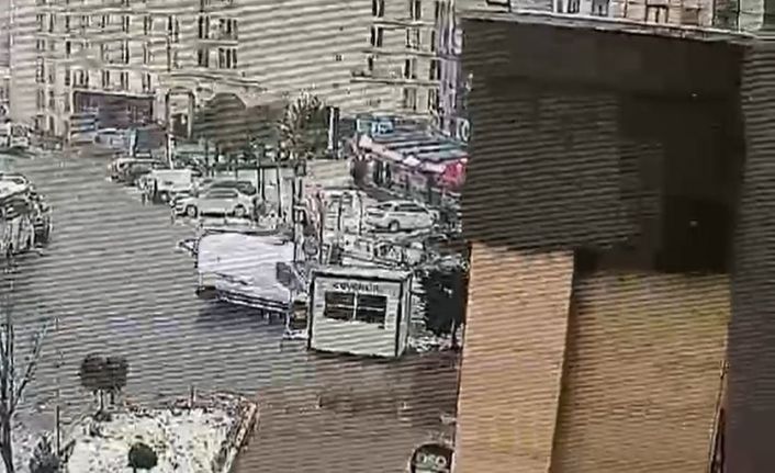 Alkollü olduğu iddia edilen sürücü önce kadına çarptı, sonra olay yerinden kaçmak istedi