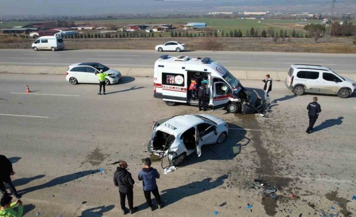 Ankara-Bolu Karayolunda kaza: 2’si ağır 5 yaralı