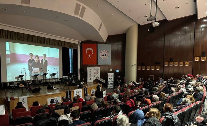Antakya’da depremde hasar alan okul için Kayseri’de yardım konseri düzenlendi