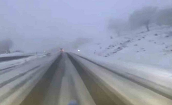 Araban’a kar yağışı çiftçilerin yüzünü güldürdü