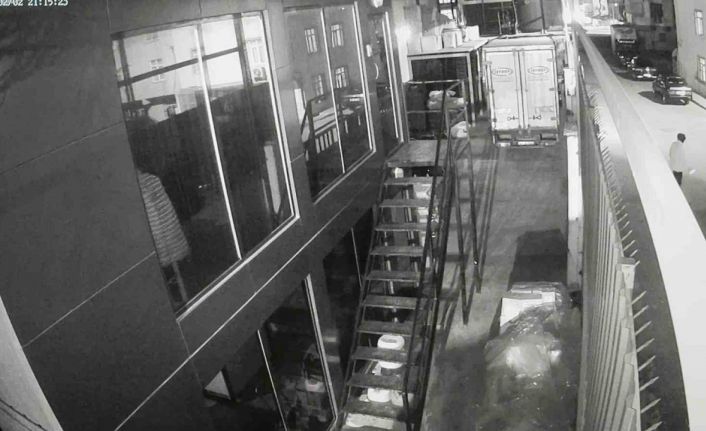 Arnavutköy’deki cinayetin güvenlik kamerası görüntüleri ortaya çıktı
