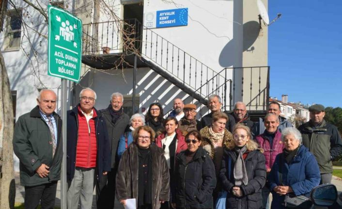 Ayvalık Kent Konseyi," Depremlerden ders almıyoruz"