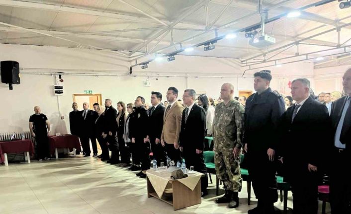 Babaeski’de "En İyi Narkotik Polisi Anne" konferansı