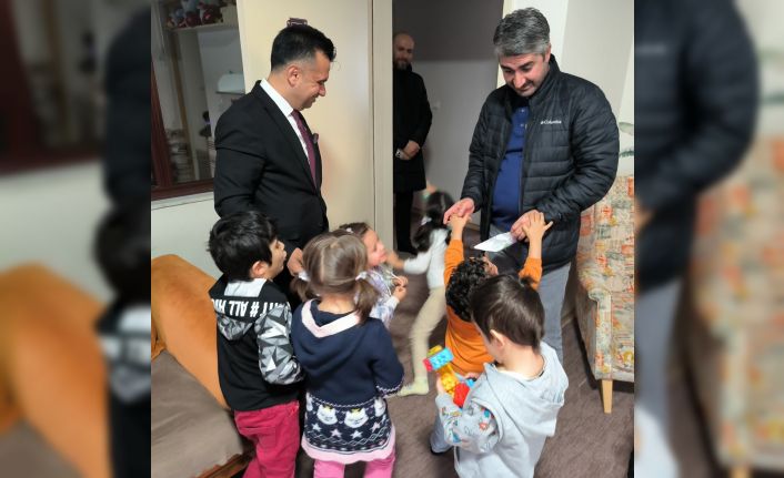 Bakan Yardımcısı Tarıkdaroğlu, Nenehatun Çocuk Evleri Sitesi’nde denetimlerde bulundu