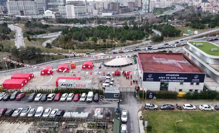 Başkan Adıgüzel: "Depremi siyasi bir tartışma malzemesi olarak görmemek gerekir"