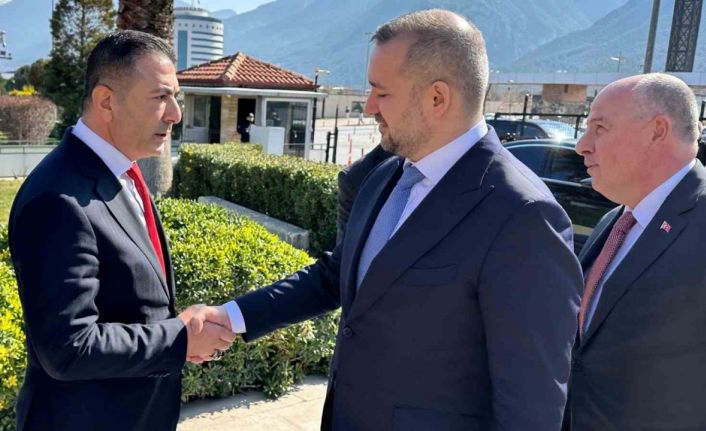 Başkan Erdoğan, Merkez Bankası Başkanı Karahan’a sektörlerin taleplerini iletti